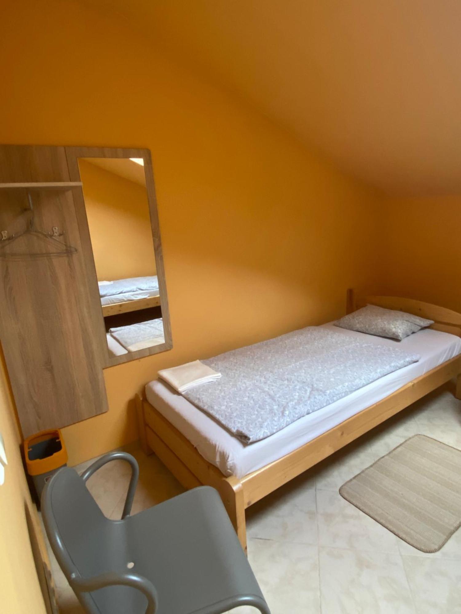 Art Inn Space Kraków Zewnętrze zdjęcie